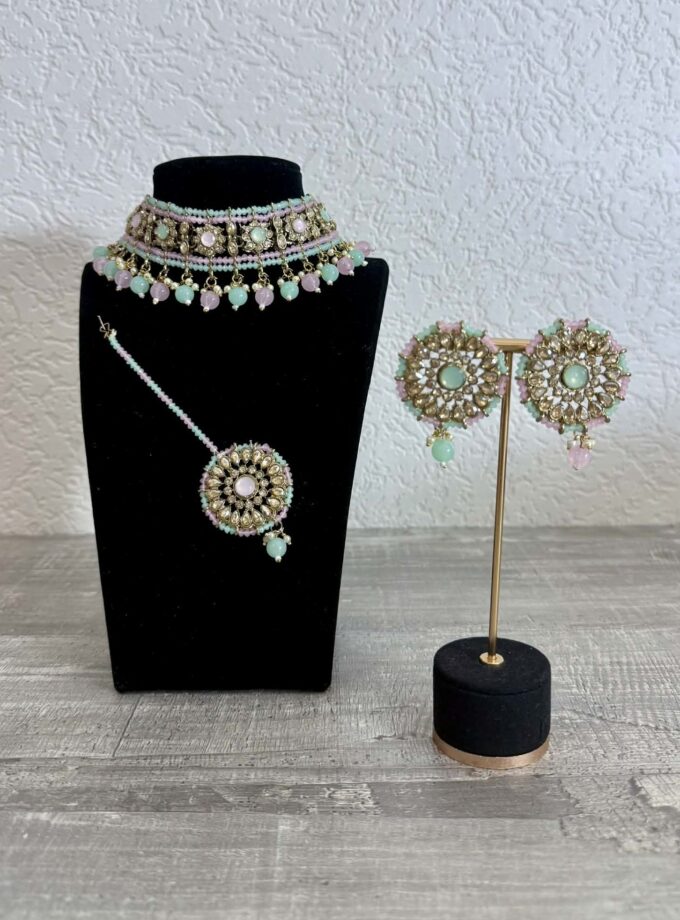 Sieradenset 1046- goud met mintgroen en roze