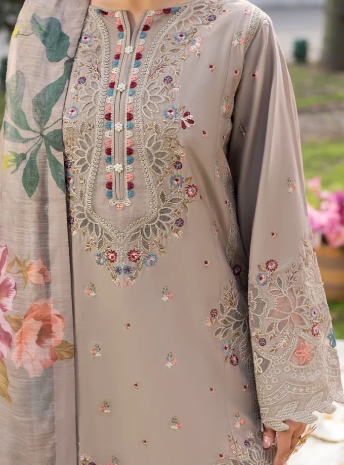 Zarqun fancy lawn suit - 1617