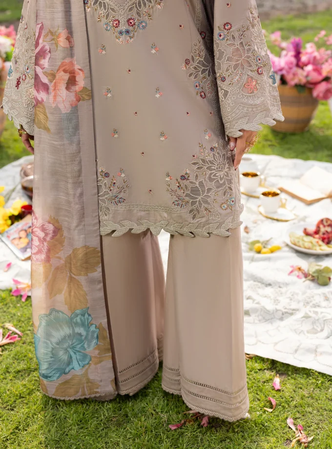 Zarqun fancy lawn suit - 1617