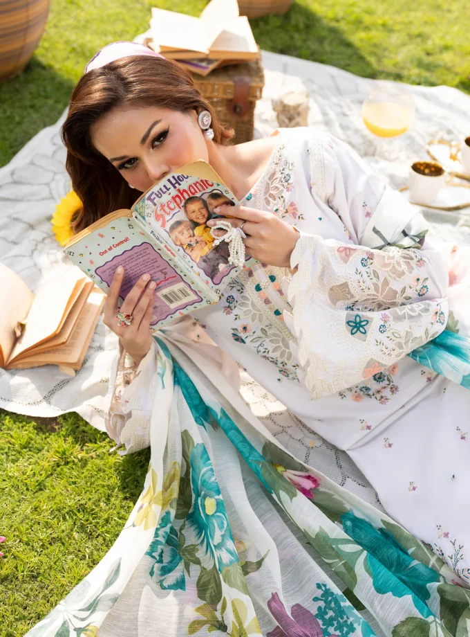 Zarqun fancy lawn suit - 1611