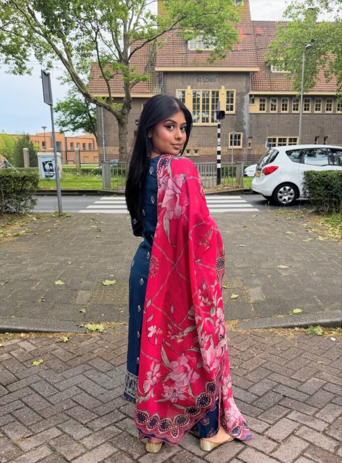 Johra lawn suit met lawn dupatta - Inayra