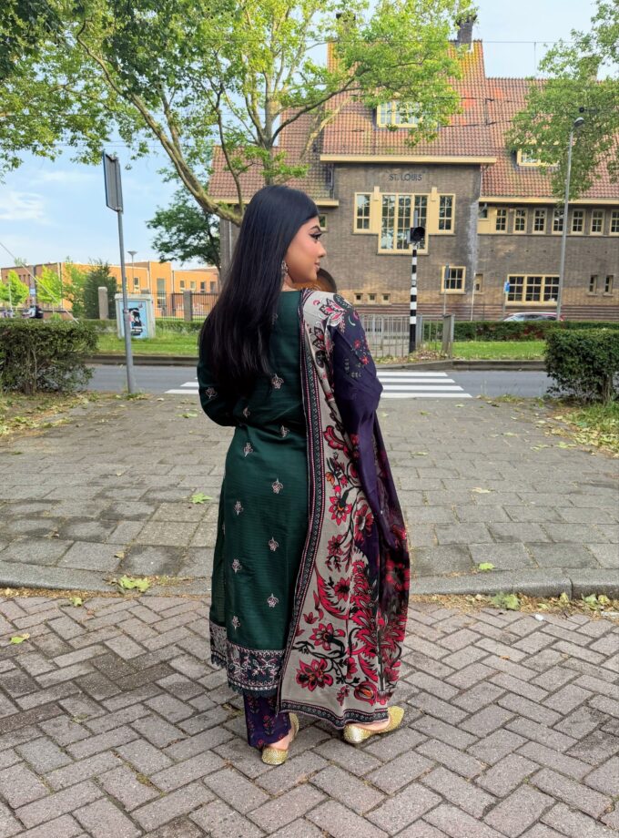 Johra lawn suit met lawn dupatta - Zeenat