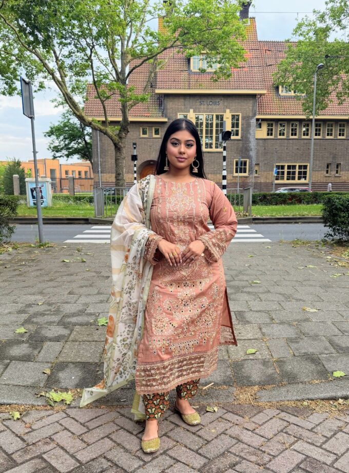 Johra lawn suit met lawn dupatta - Suhana