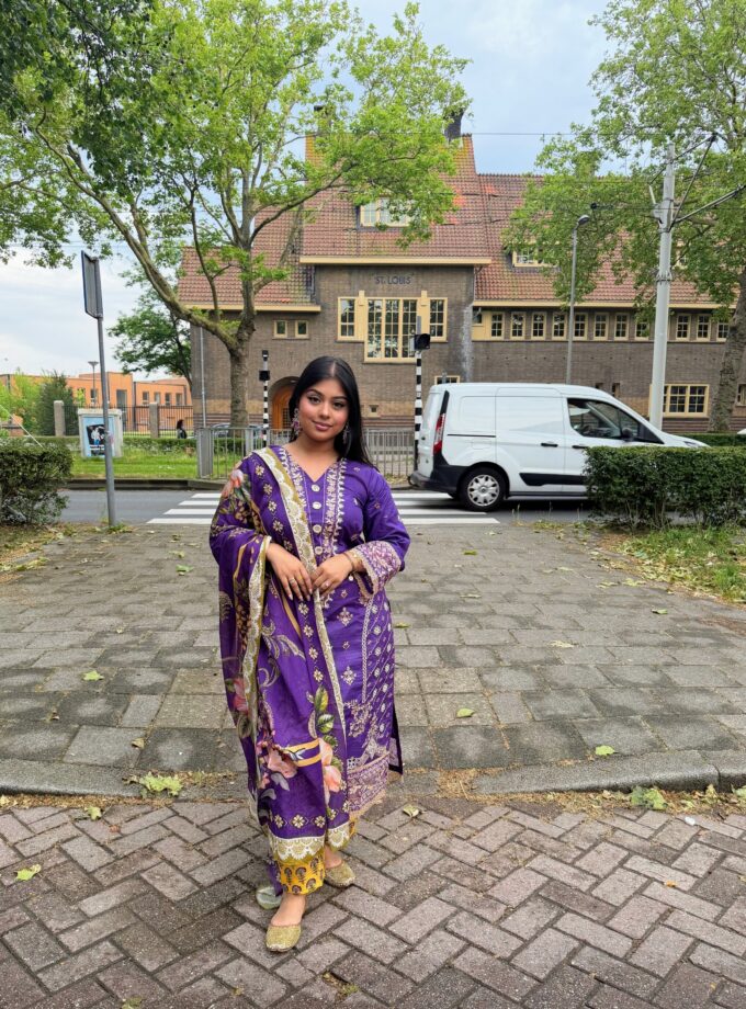 Johra lawn suit met lawn dupatta - Romaisa