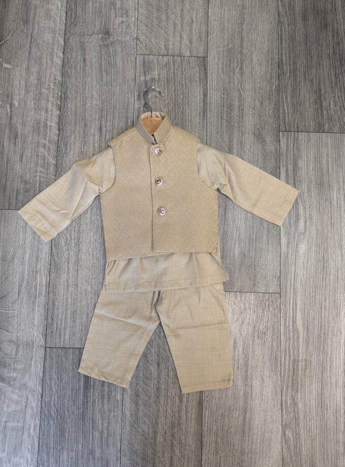 Kurta pyjama met waistcoat- gentle creme