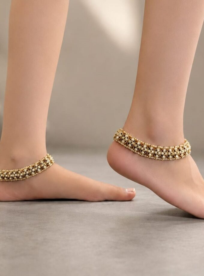 Paayal - Goud 004