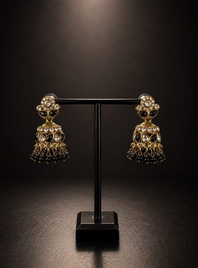 Jhumka - Goud met zwart 011