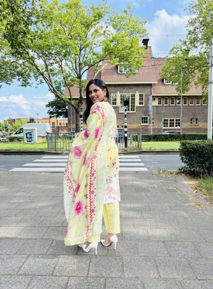 Printed lawn suit 3 delig- Fiza