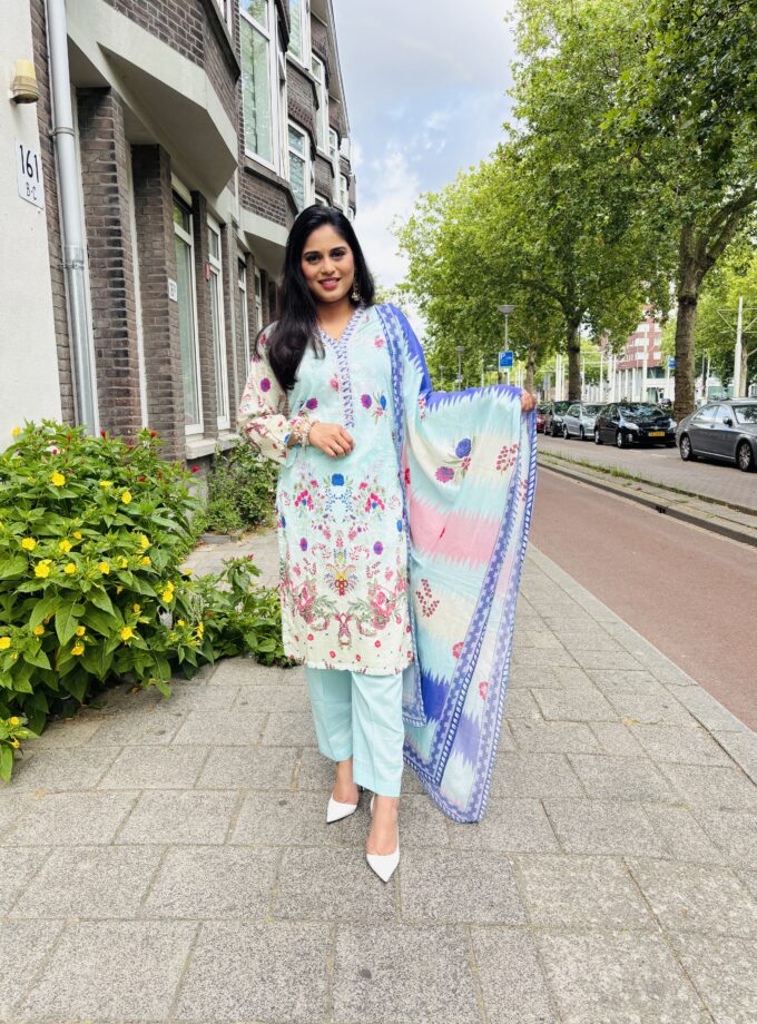 Printed lawn suit 3 delig- Kainaat