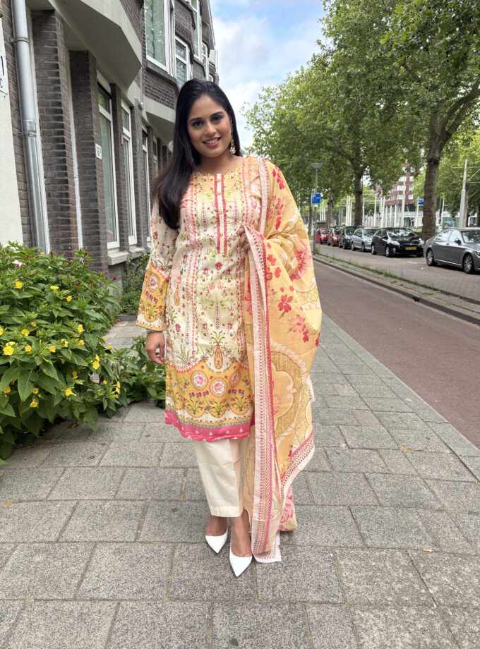Printed lawn suit 3 delig- Rania