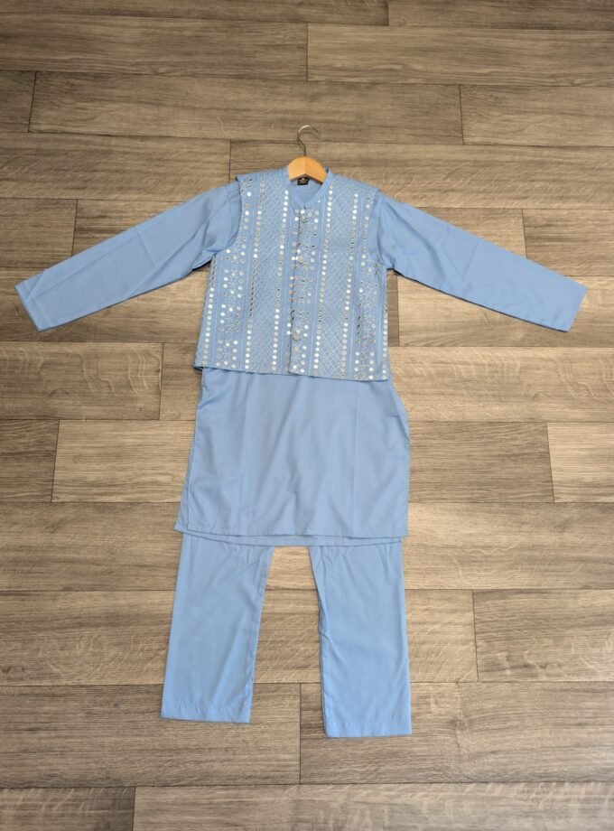 Shalwaar kameez met waistcoat maat 128 artikel 8523