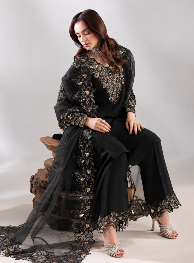 Zarqun raw silk 1361- 3 delig zwart