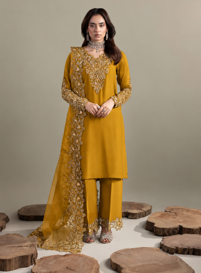 Zarqun raw silk 1361- 3 delig mosterd
