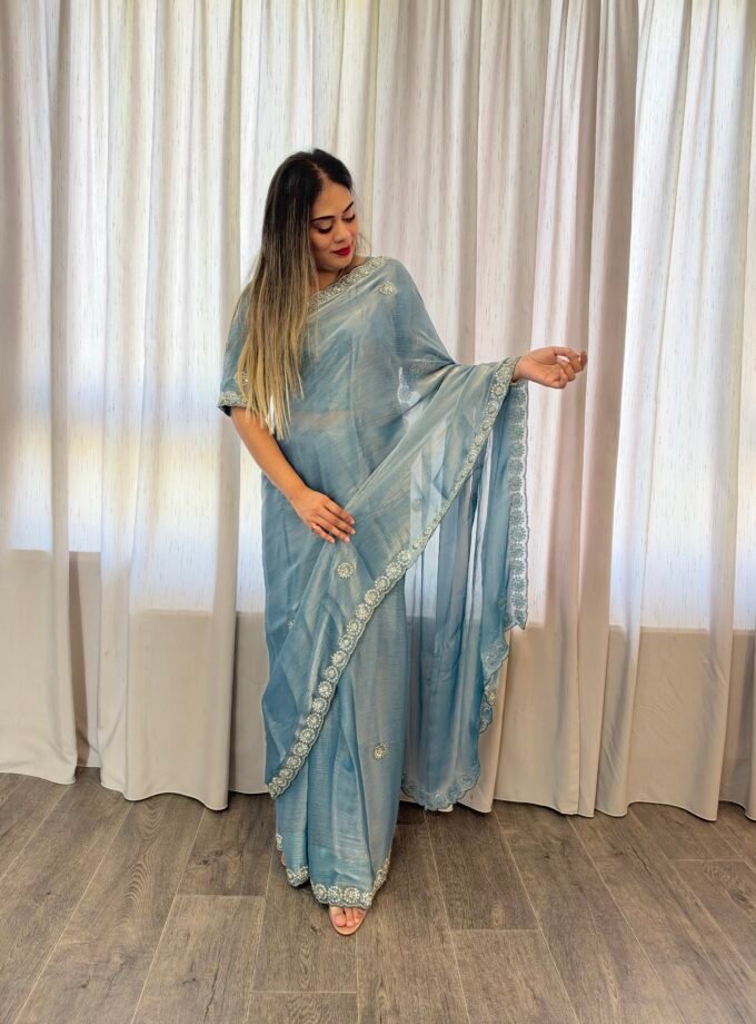Traditionele saree - Ijsblauw - Maat M en L