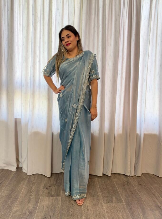 Traditionele saree - Ijsblauw - Maat M en L
