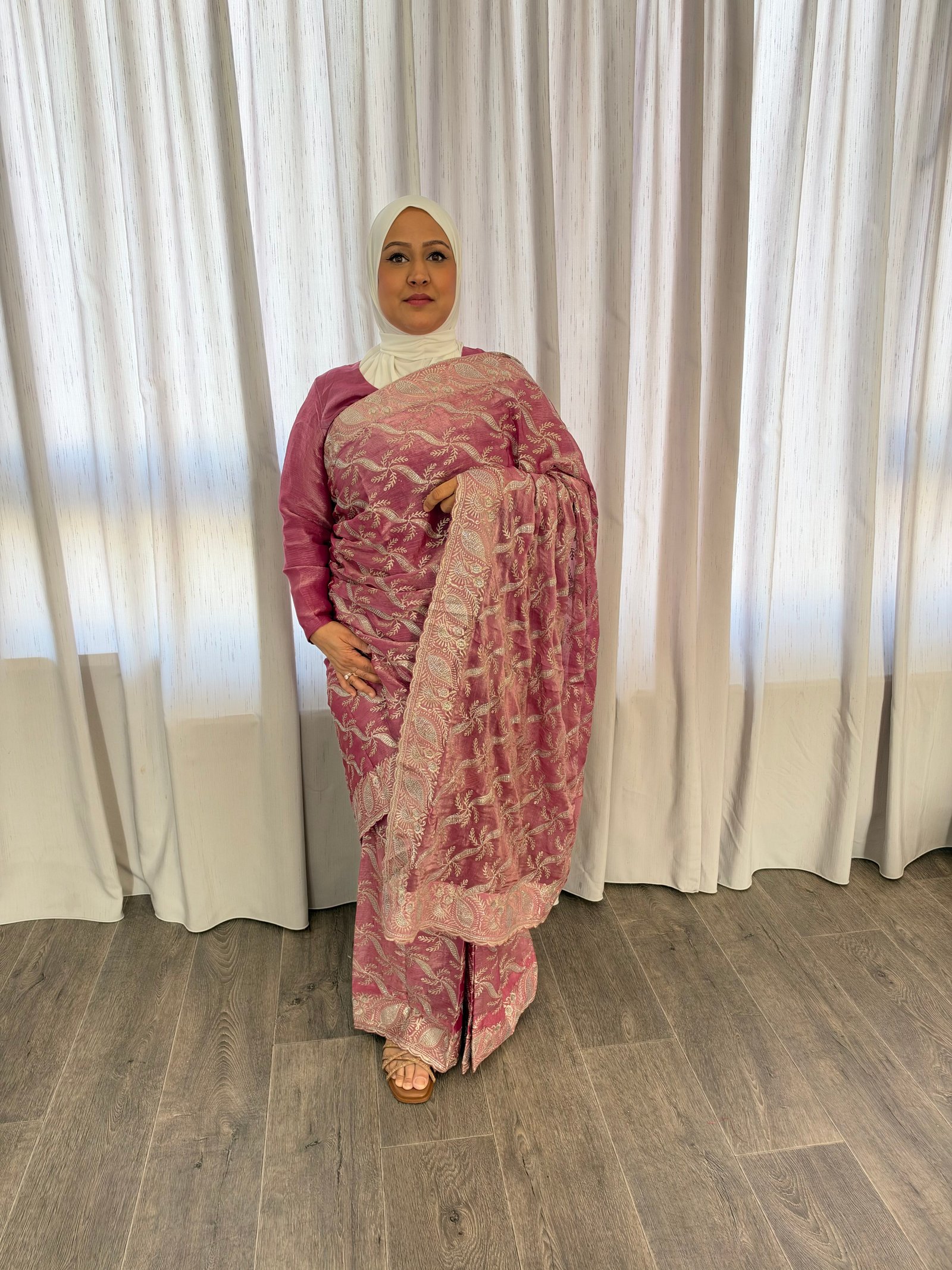 Kant en klare saree - roze - Maat L en XL - Afbeelding 3