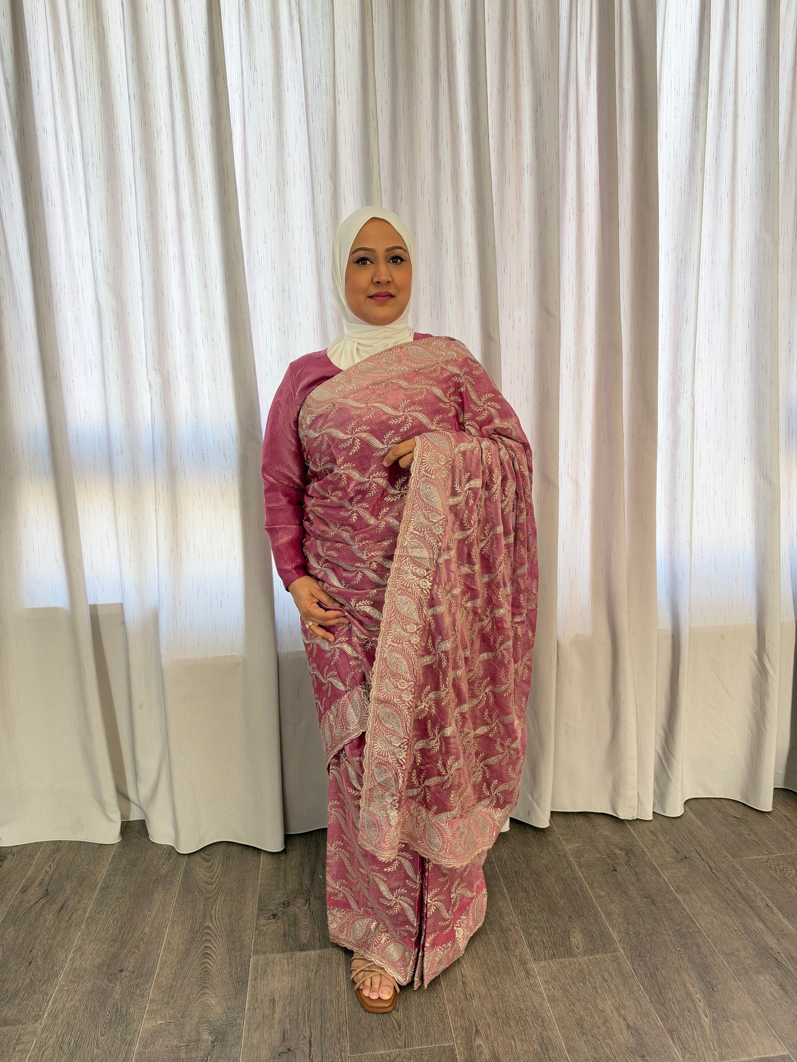 Kant en klare saree - roze - Maat L en XL - Afbeelding 2