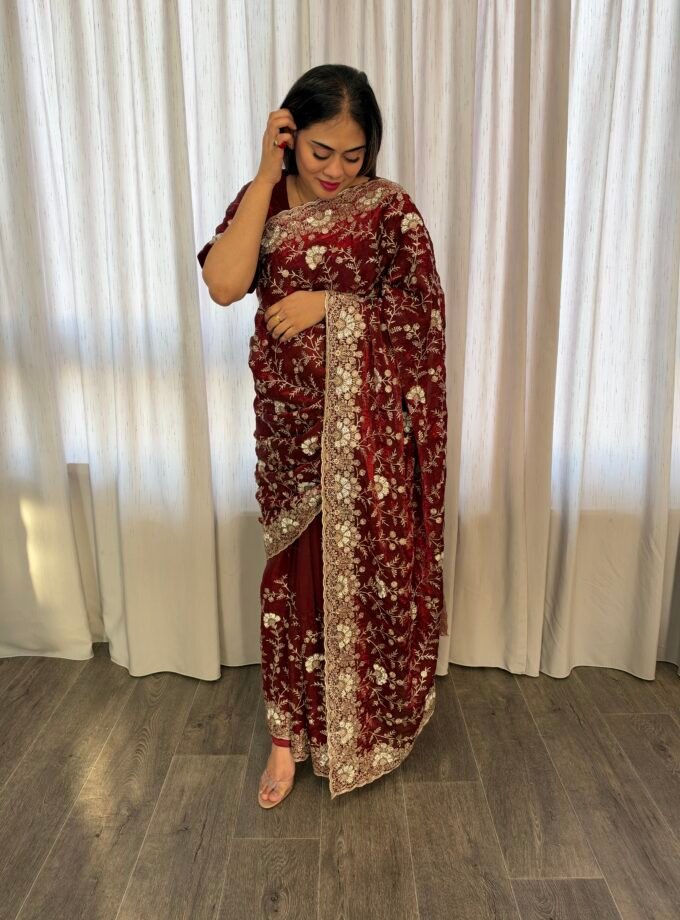Traditionele saree - bordeauxrood- Maat M L XL