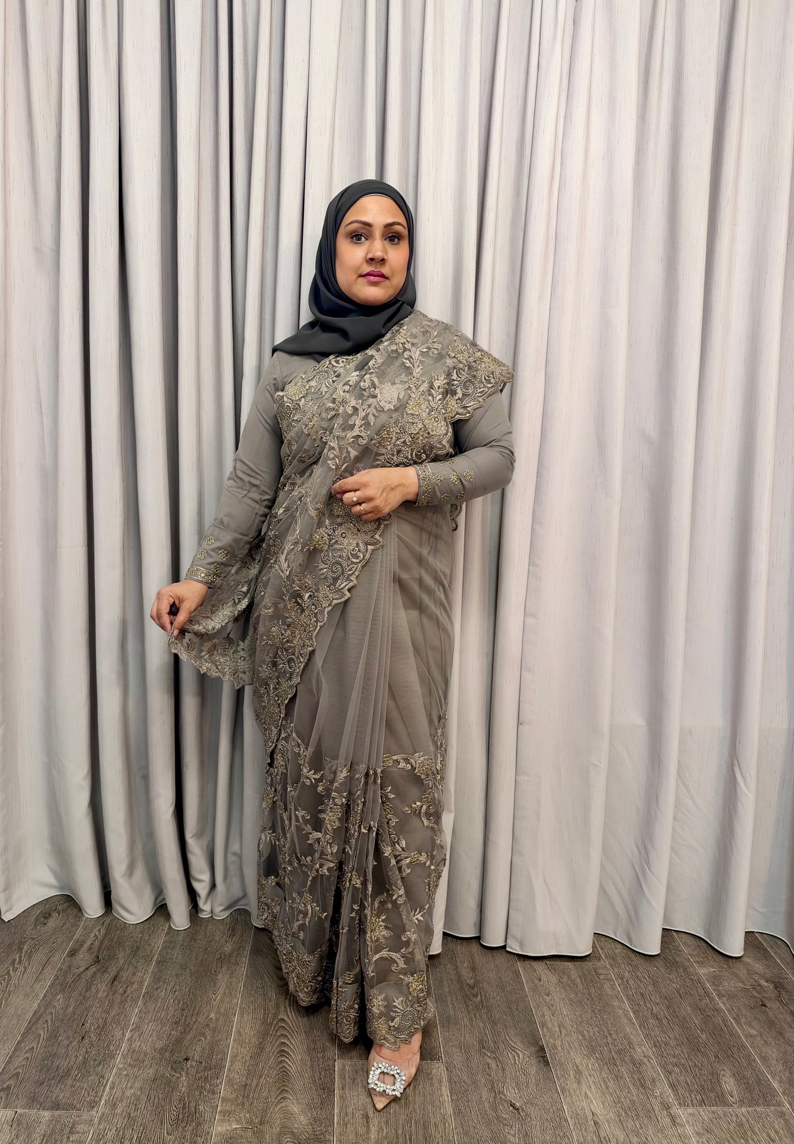 Kant en klare saree - Grijs- Maat S en M - Afbeelding 2