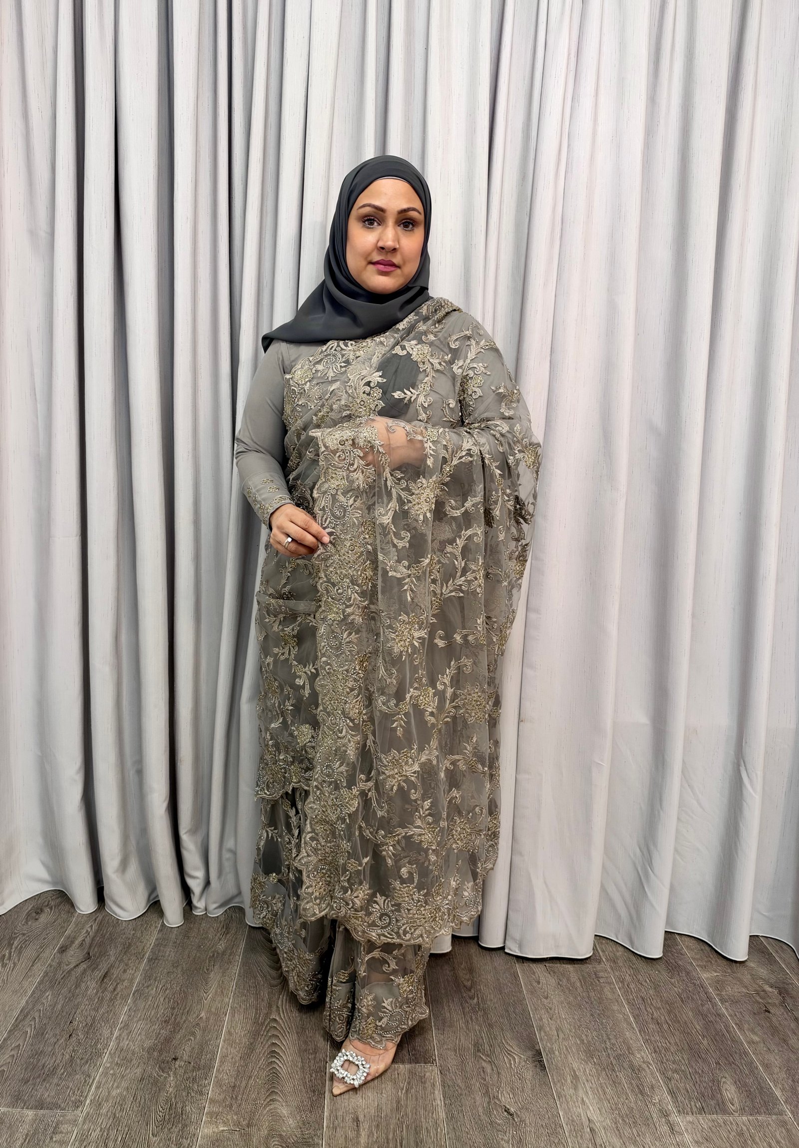 Kant en klare saree - Grijs- Maat S en M - Afbeelding 3