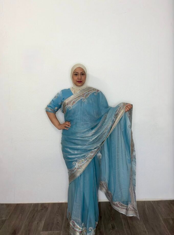 Kant en klare saree - lichtblauw- Maat XL XXL
